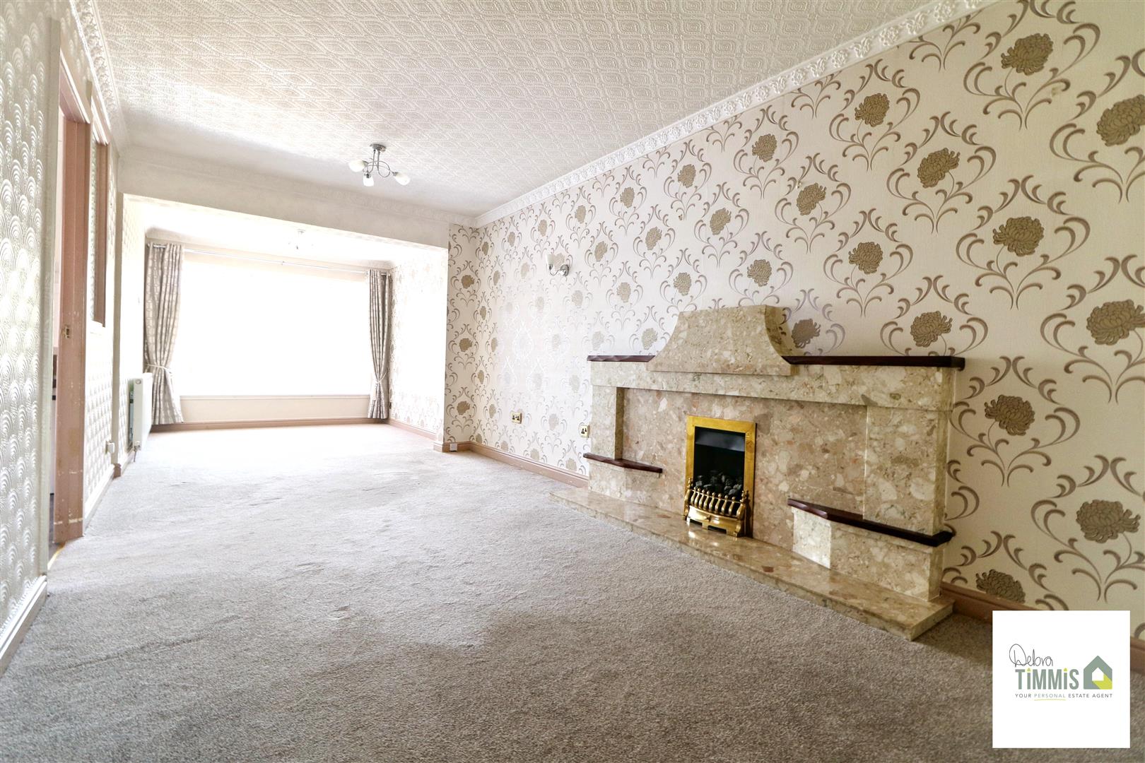2 bed property in Hoveringham Drive, Stoke-On-Trent